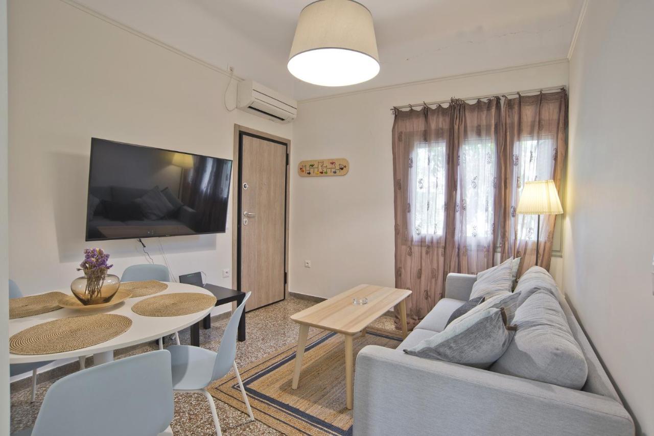 Athina 2br Apt, Fully Equipped, Kitchen, Ac, Wifi Апартаменты *