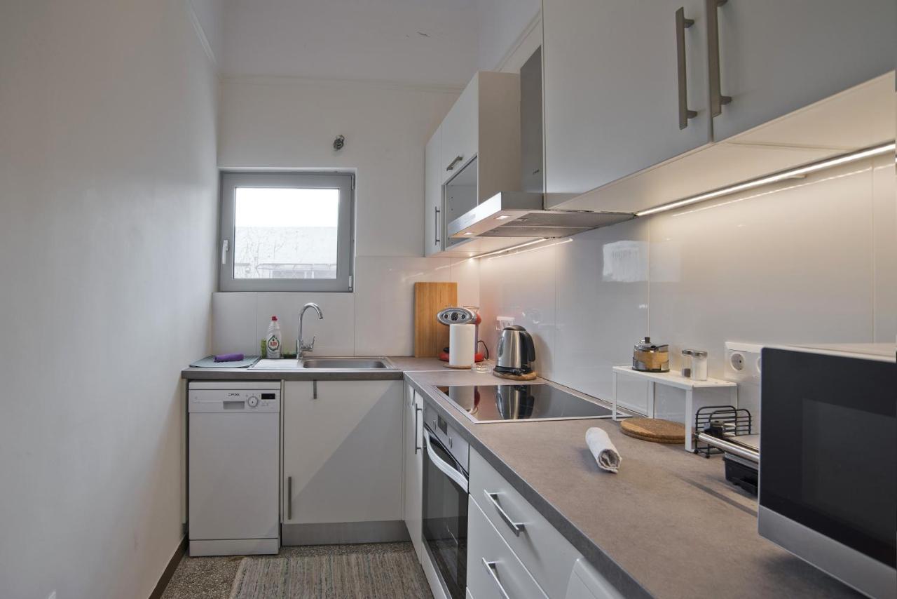 Athina 2br Apt, Fully Equipped, Kitchen, Ac, Wifi * Афины
