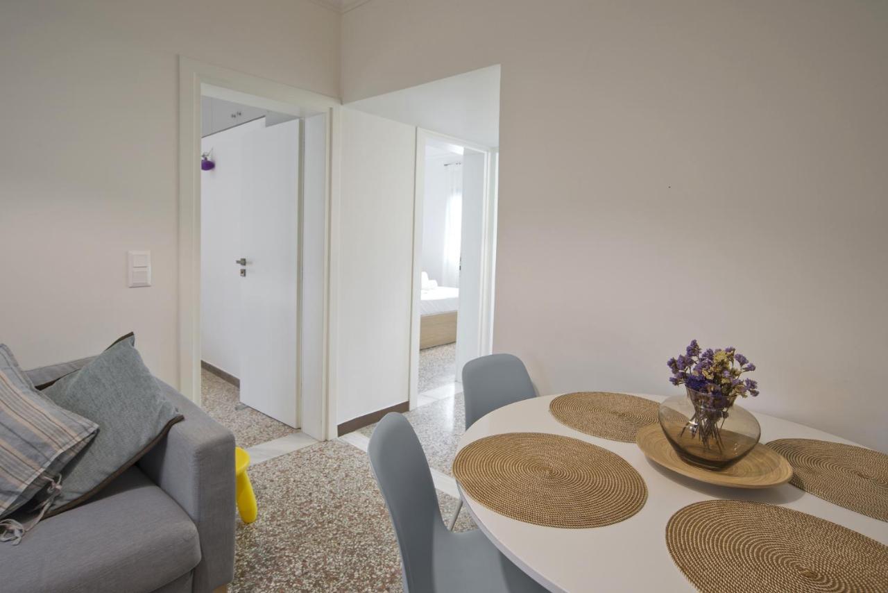 Athina 2br Apt, Fully Equipped, Kitchen, Ac, Wifi Апартаменты Афины